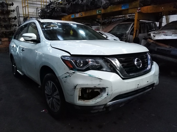  Nissan PATHFINDER 2017    EN DESARME